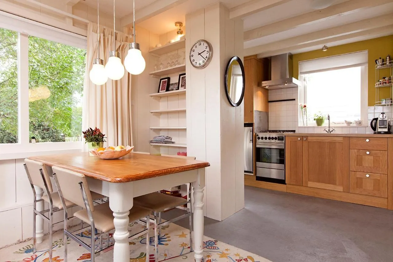 Very Nice Cottage In Durgerdam, With Private Garden, Free Parking, Pets Allowed Amsterdam Holiday home