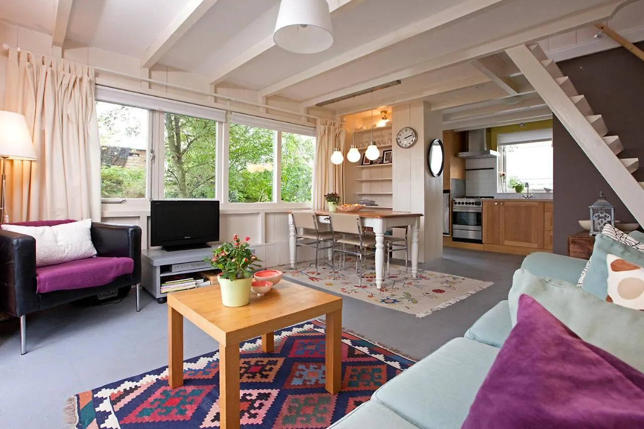 Very Nice Cottage In Durgerdam, With Private Garden, Free Parking, Pets Allowed Amsterdam 0*,  Netherlands